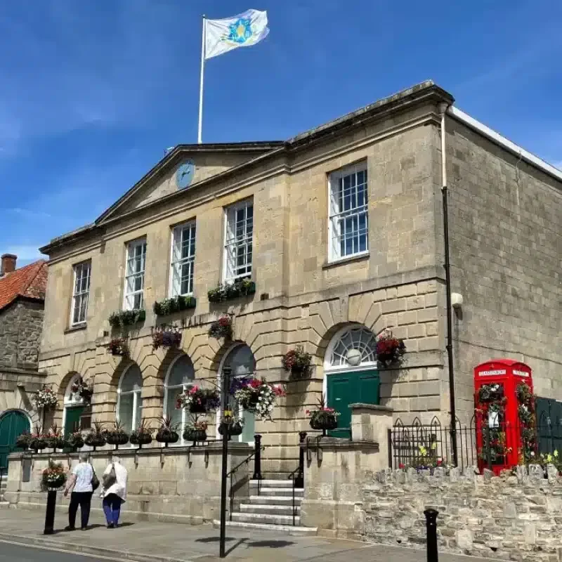 glastonbury-town-hall
